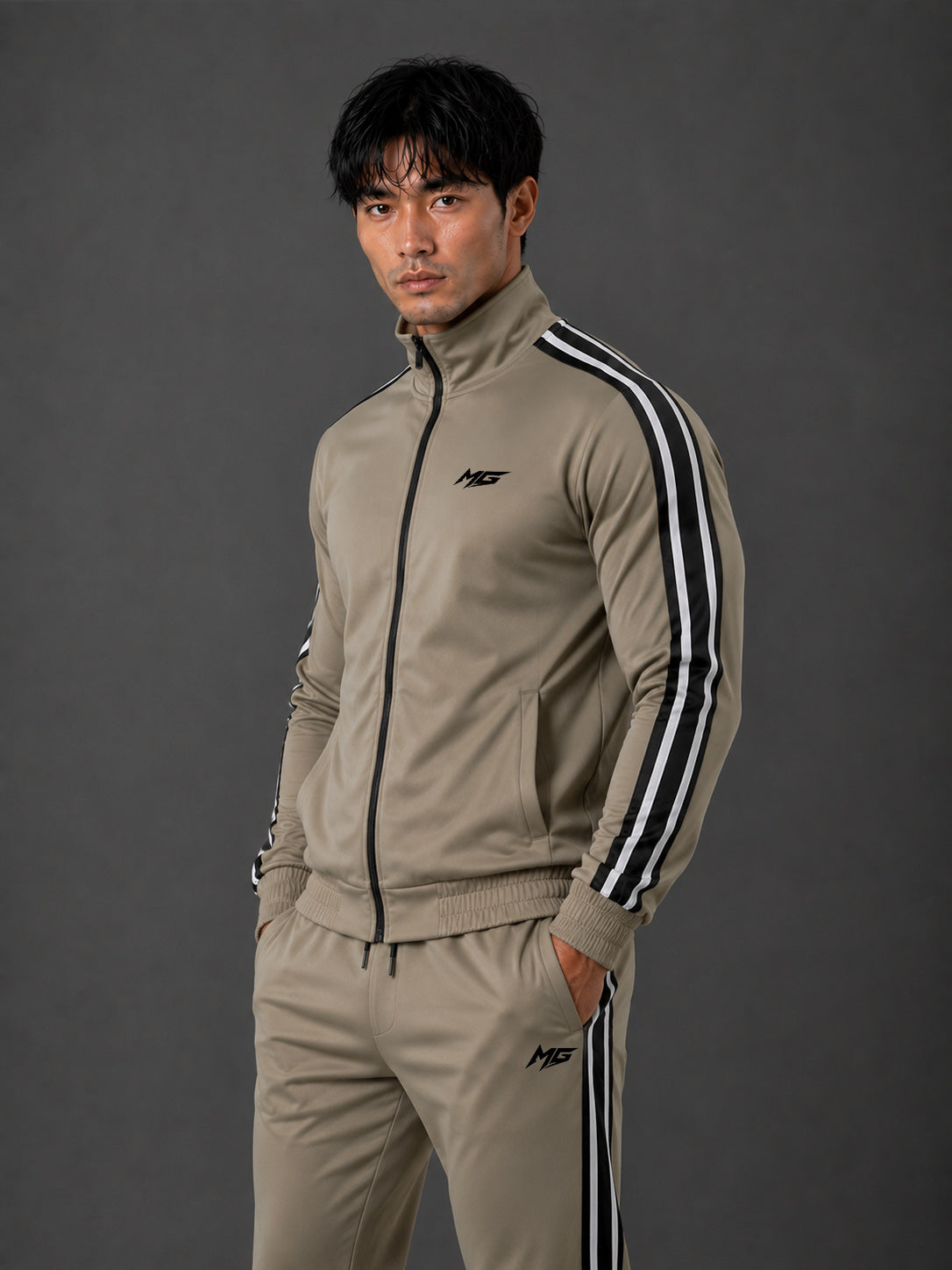 MontGuru AeroFlex AirLite Track Jacket – Beige