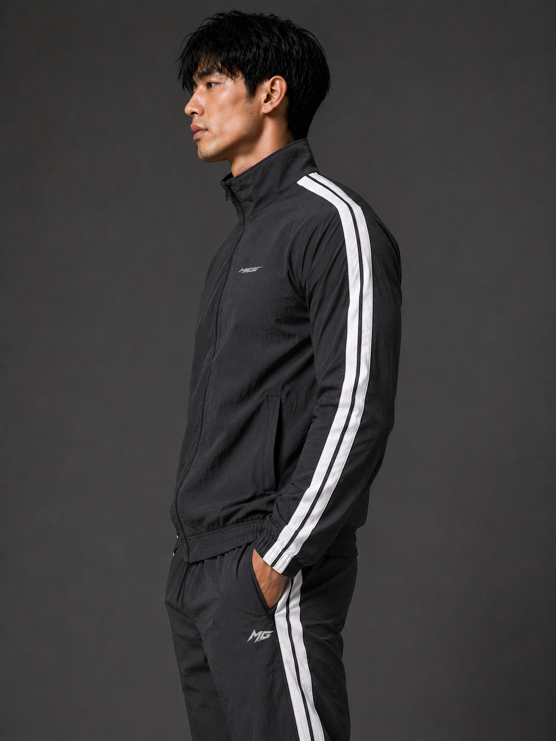MontGuru ShadowFlex Mesh-Lined Track Jacket UV Protect  – Dark grey